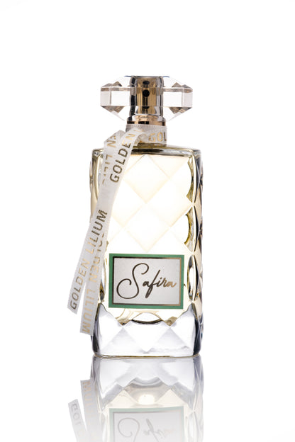 Perfume bottle with 'Safira' label on a white background